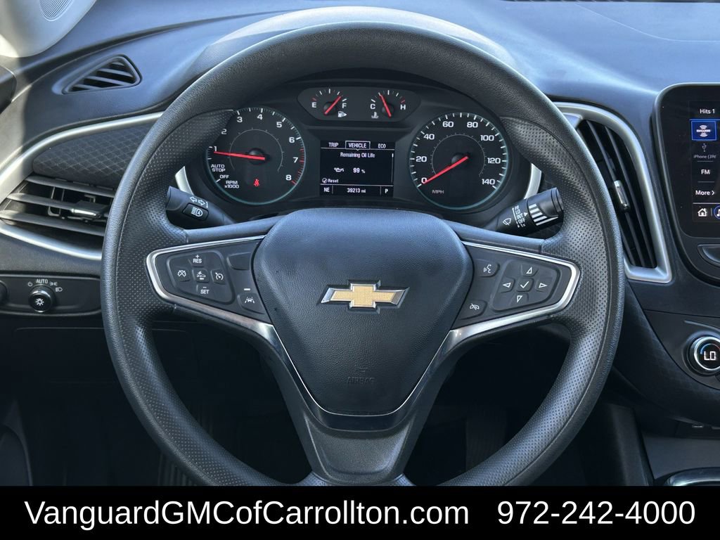 Used 2025 Chevrolet Malibu LT image 12