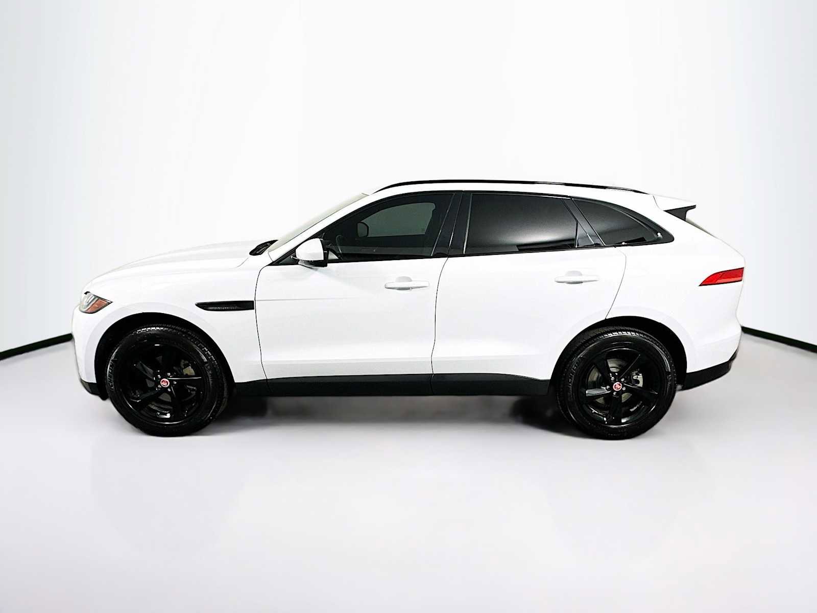 Used 2018 Jaguar F-PACE Prestige AWD/4WD image 2