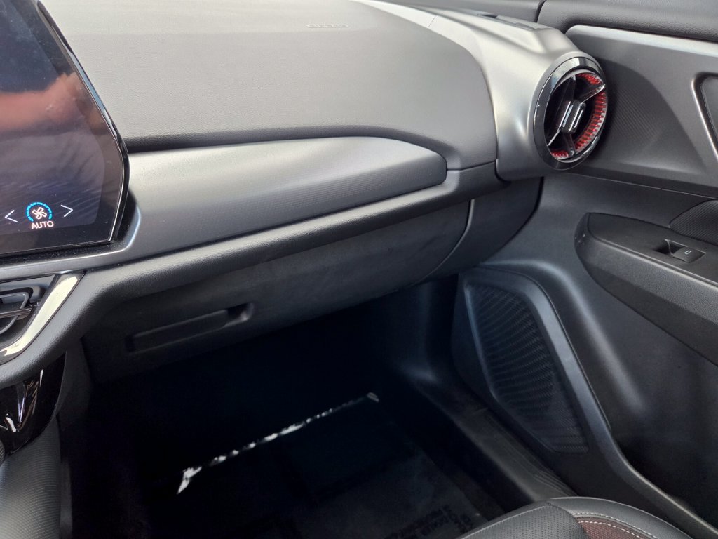 Certified 2024 Chevrolet Equinox EV RS FWD image 26