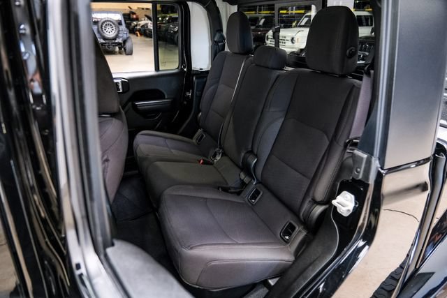 Used 2023 Jeep Gladiator Sport AWD/4WD image 59