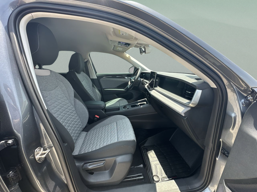 Used 2025 Volkswagen Tiguan S FWD image 35