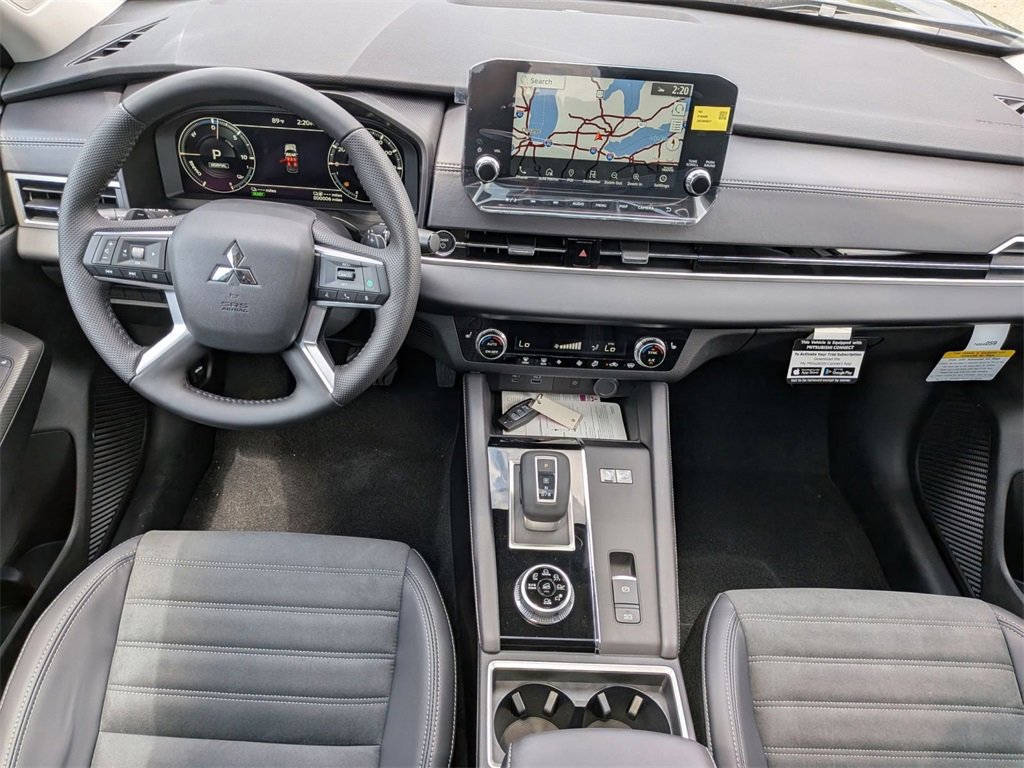 New 2025 Mitsubishi Outlander SE image 26