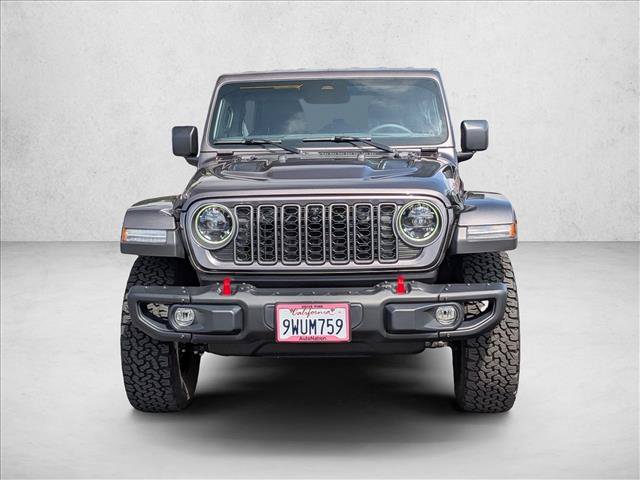 Certified 2025 Jeep Wrangler Unlimited Rubicon AWD/4WD image 3