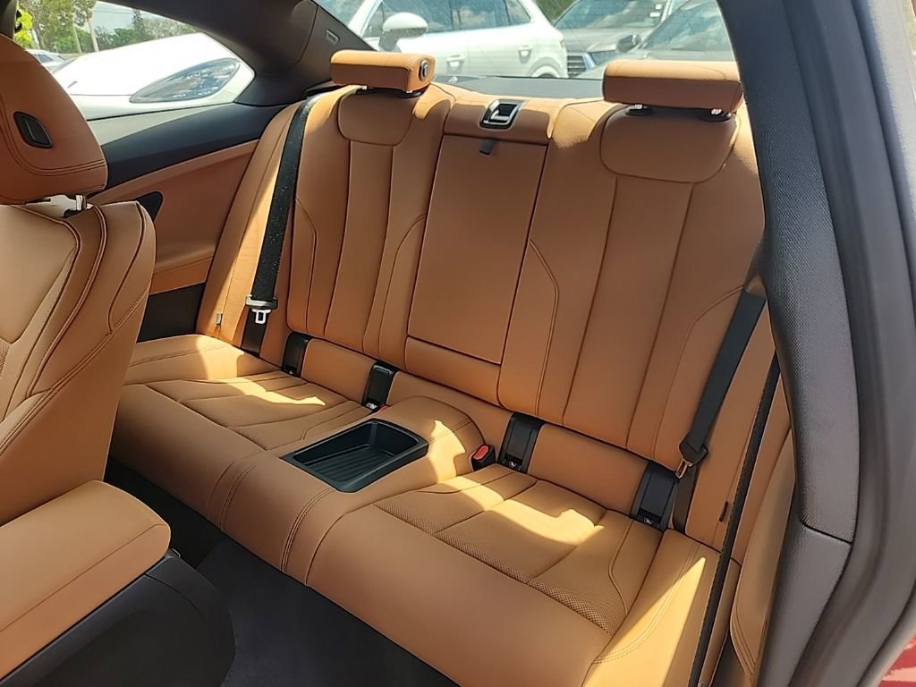 Used 2025 BMW 230i Coupe image 3