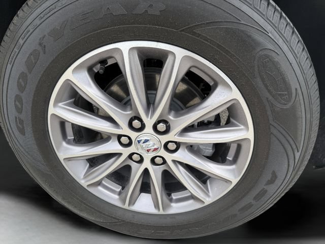 Used 2023 Buick Enclave Essence w/ Trailering Package, 5000 lbs. FWD image 35
