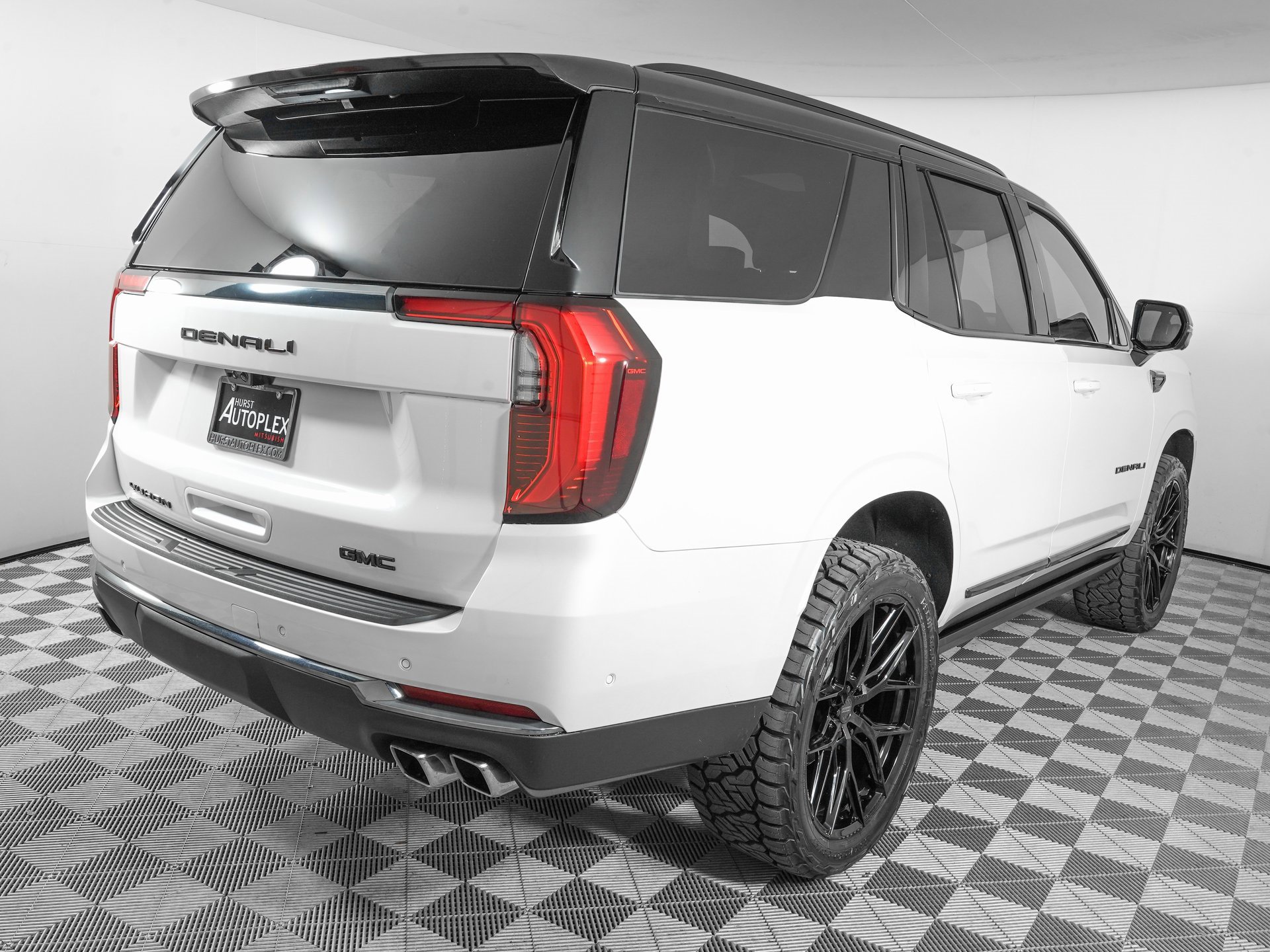 Used 2025 GMC Yukon Denali Ultimate image 6