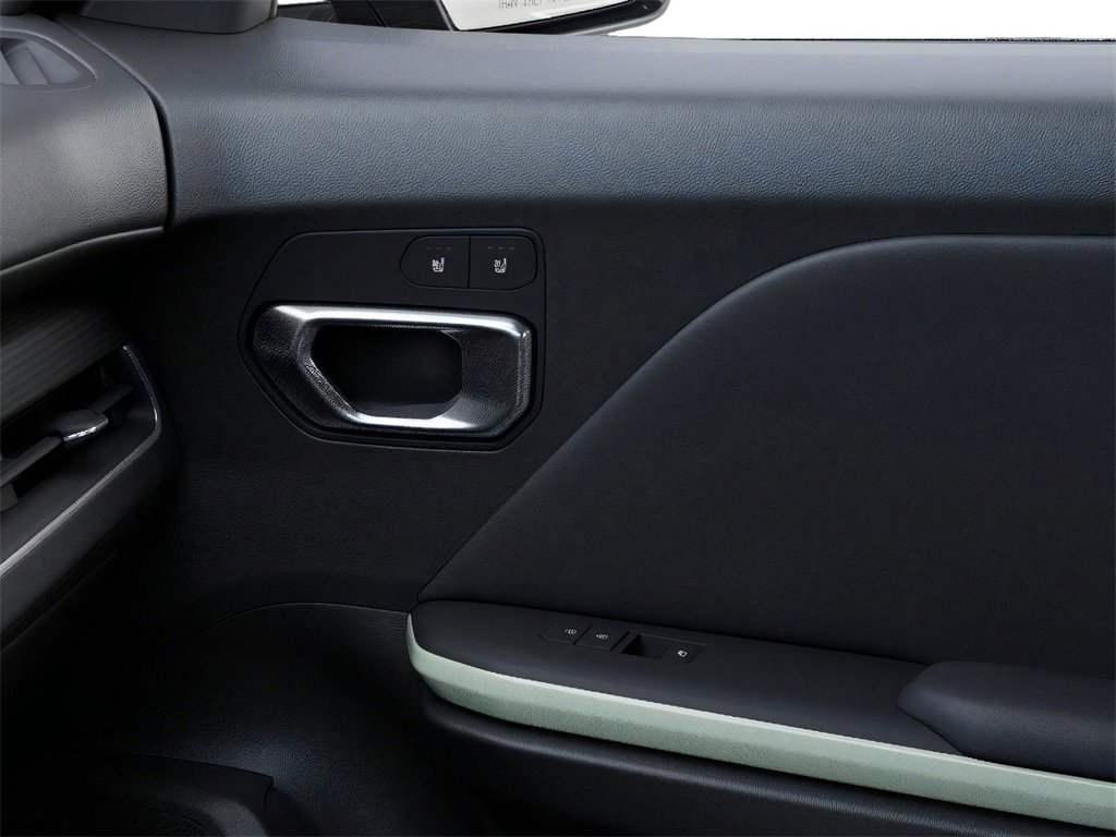 New 2025 Kia K4 GT-Line image 25