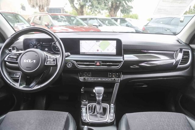Used 2024 Kia Seltos S AWD/4WD image 12