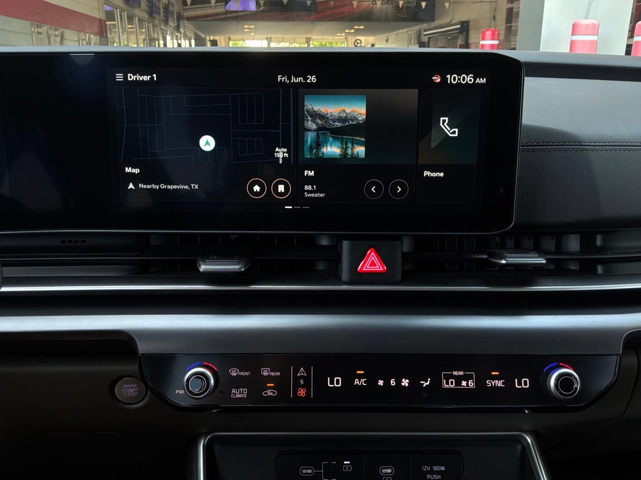 Used 2026 Kia Carnival FWD image 30