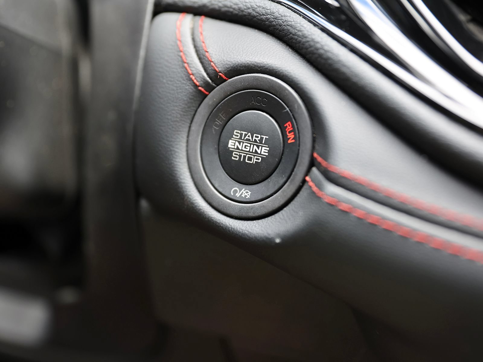 Used 2024 Dodge Durango R/T w/ Blacktop Package AWD/4WD image 30