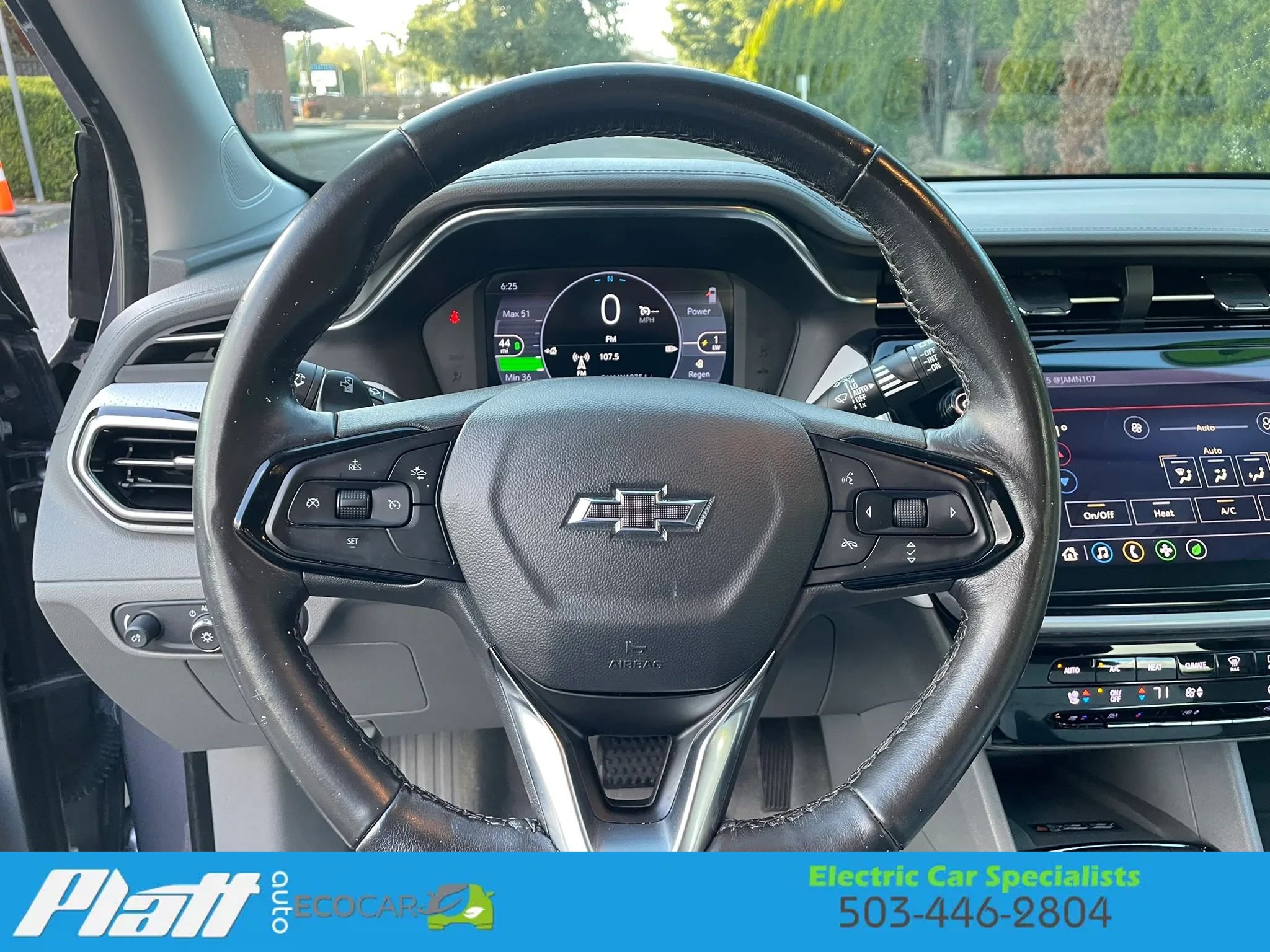 Used 2022 Chevrolet Bolt EUV Premier image 36