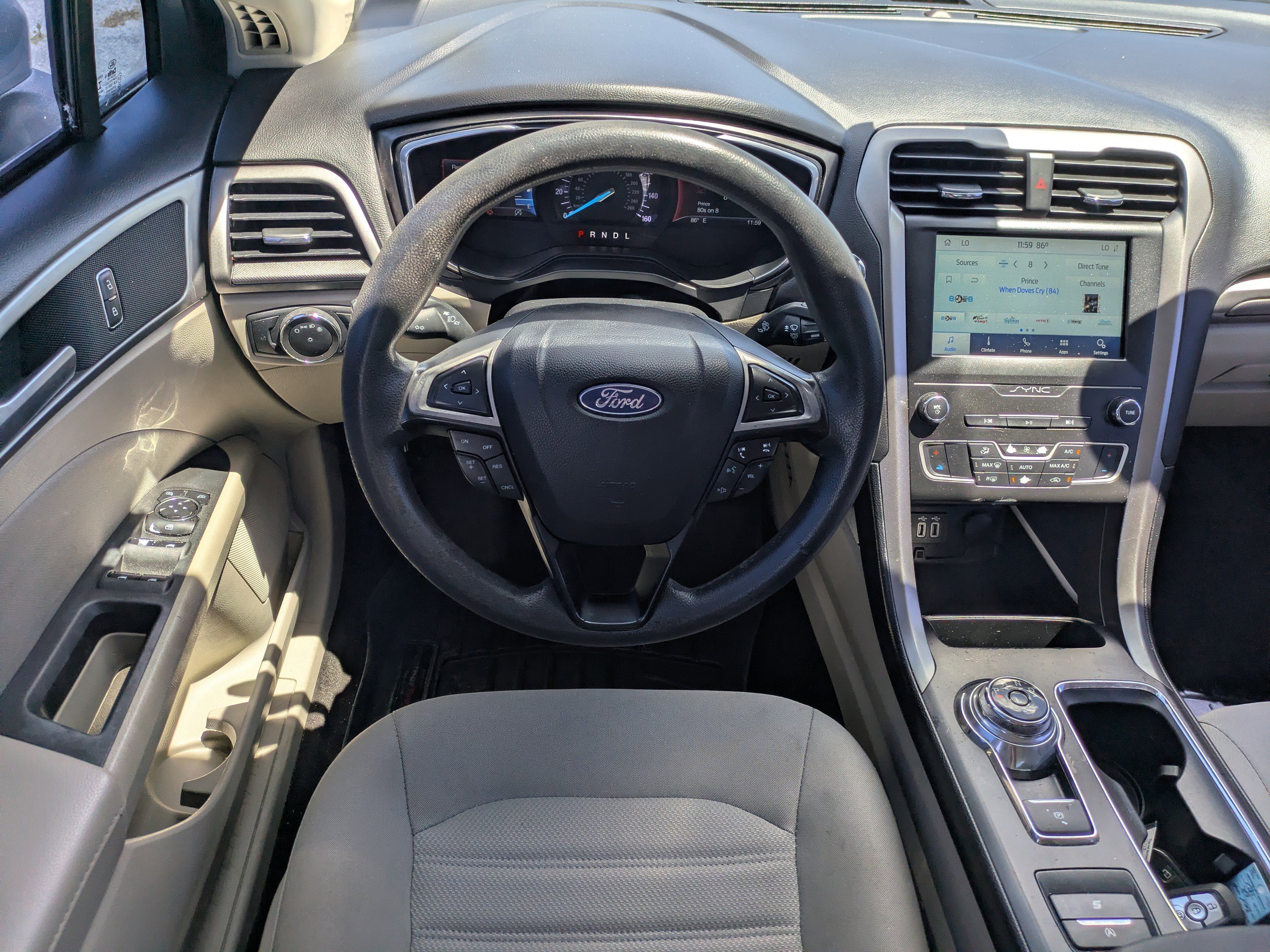 Certified 2020 Ford Fusion SE FWD image 16