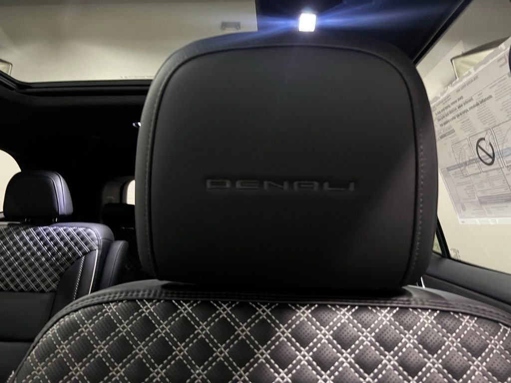 New 2026 GMC Acadia Denali w/ Super Cruise Package image 29