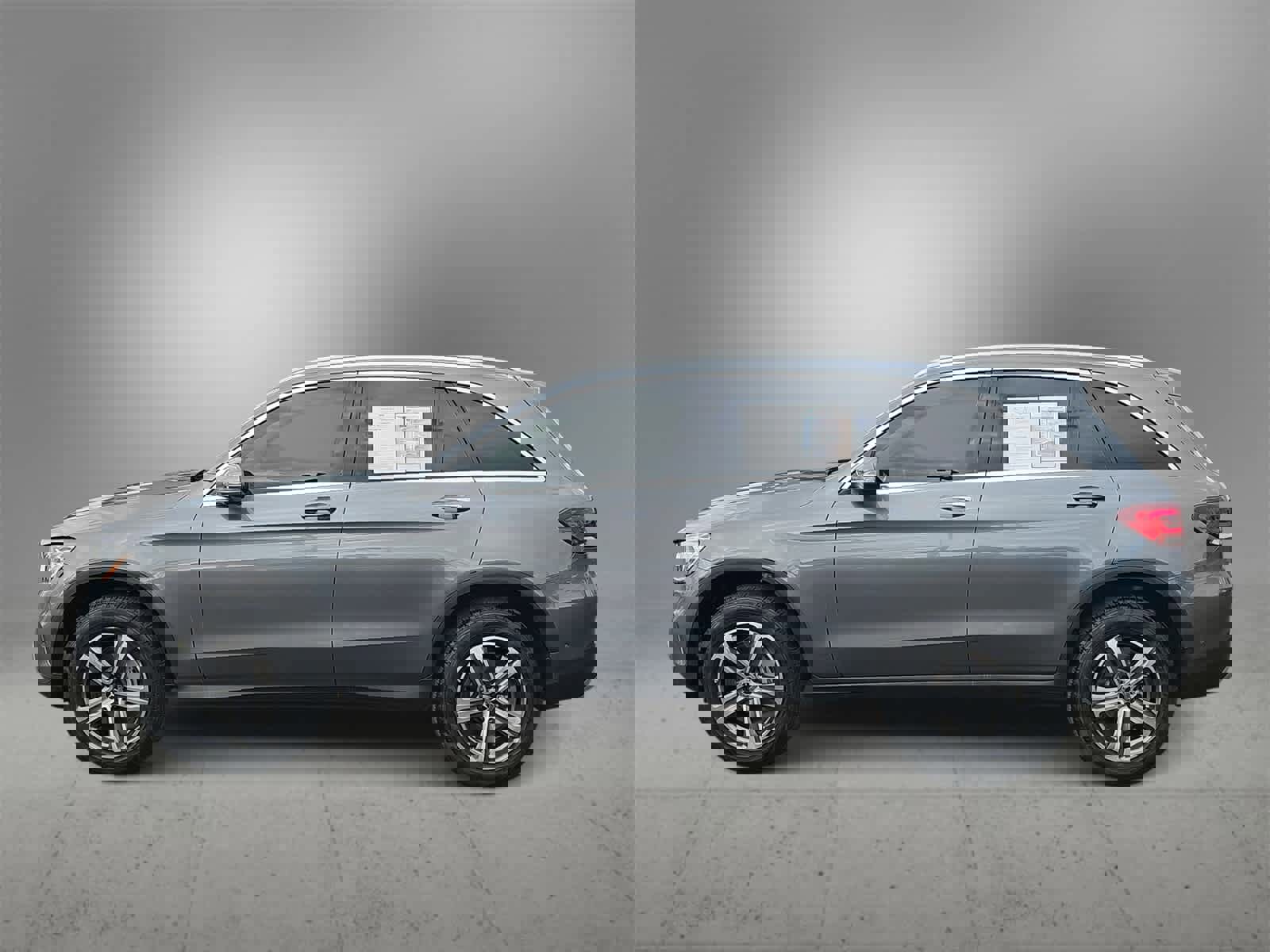 Used 2021 Mercedes-Benz GLC 300 4MATIC image 5