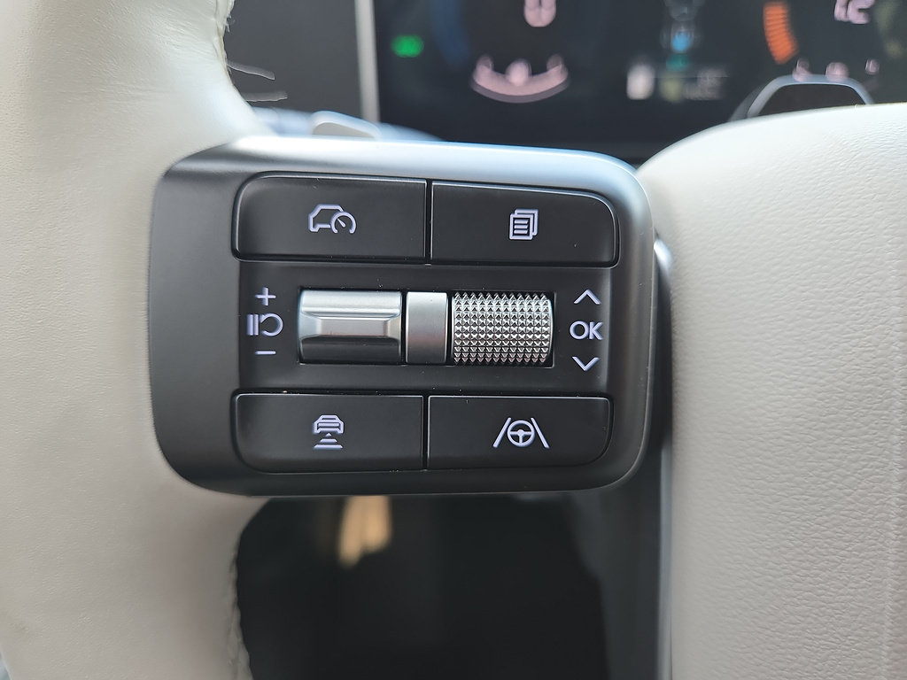 Certified 2026 Hyundai Santa Fe SEL FWD image 24