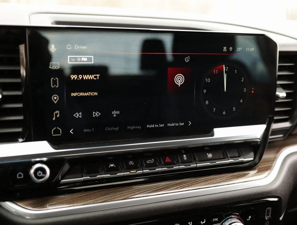 Used 2024 GMC Sierra 1500 Elevation image 13