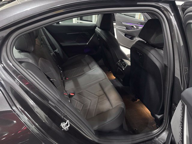 Used 2024 BMW i5 eDrive40i w/ Premium Package RWD image 23