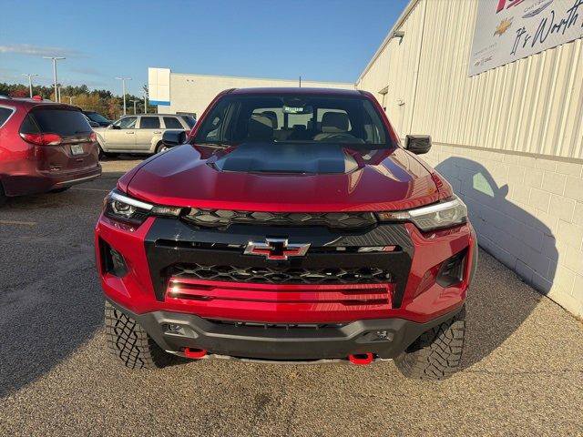 New 2026 Chevrolet Colorado ZR2 image 4