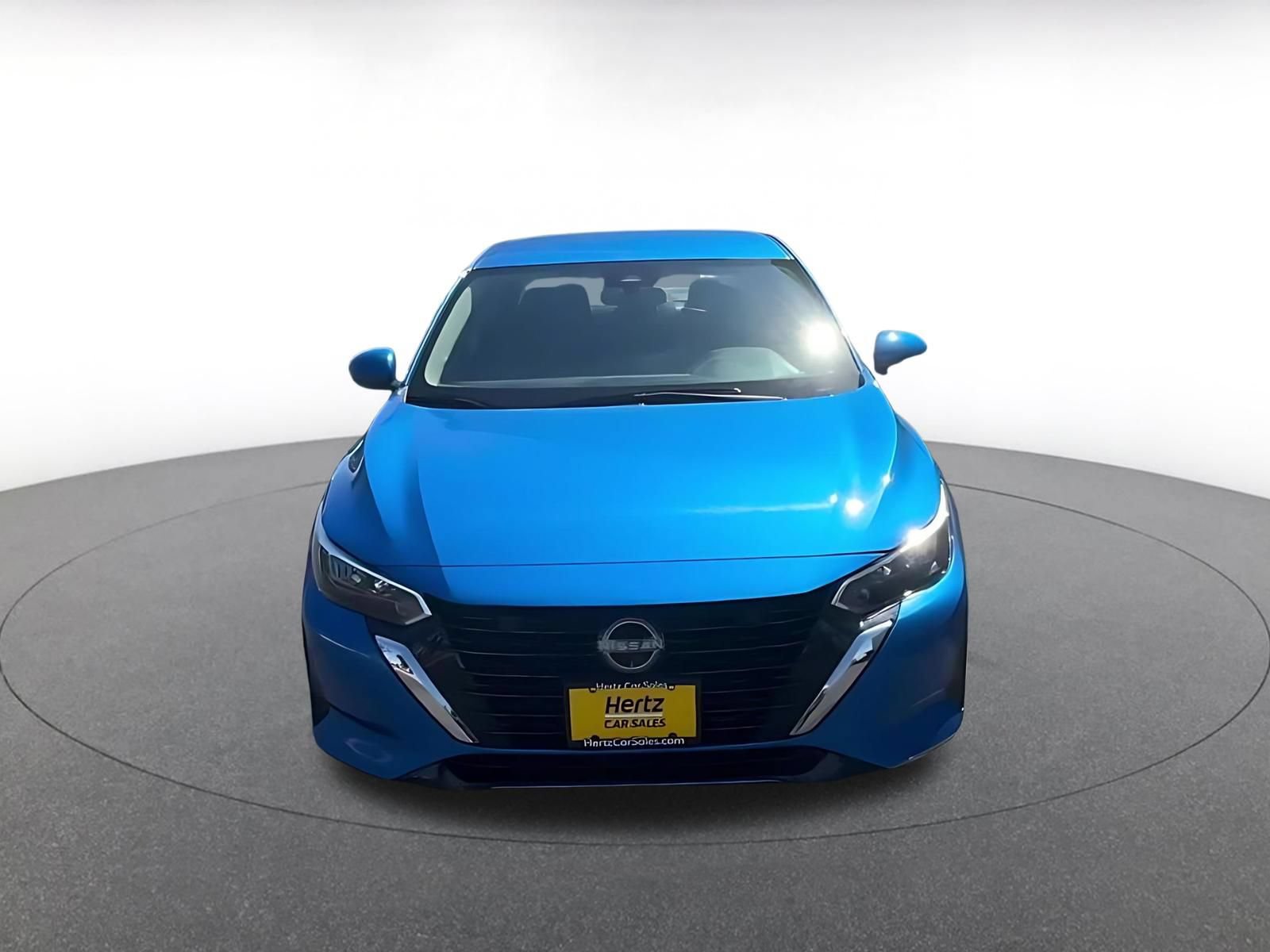 Used 2025 Nissan Sentra SV FWD video 2