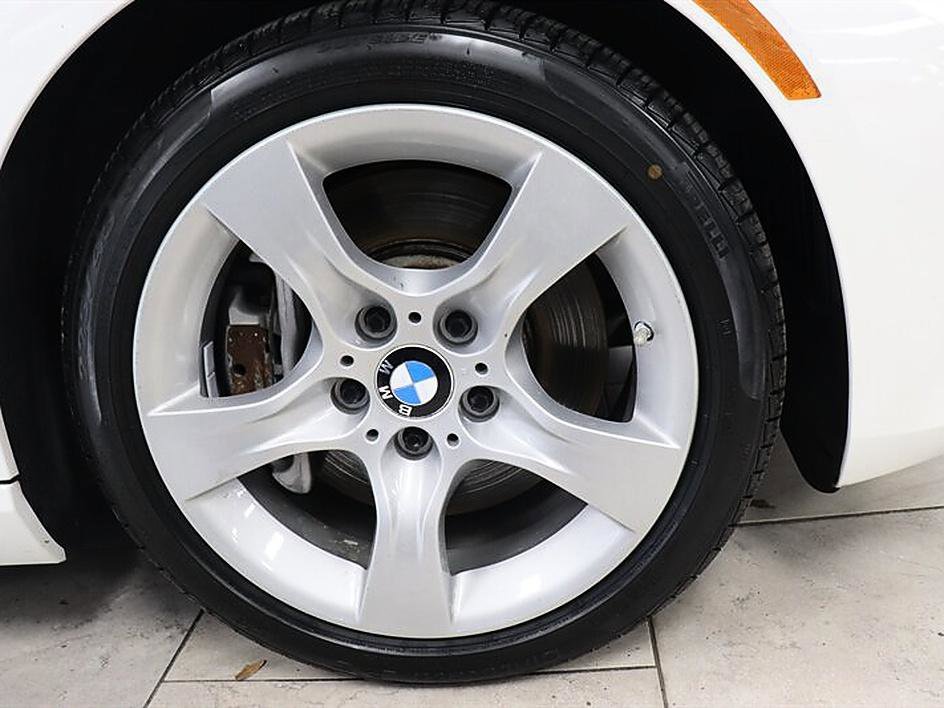 Used 2011 BMW 335i Convertible RWD image 60