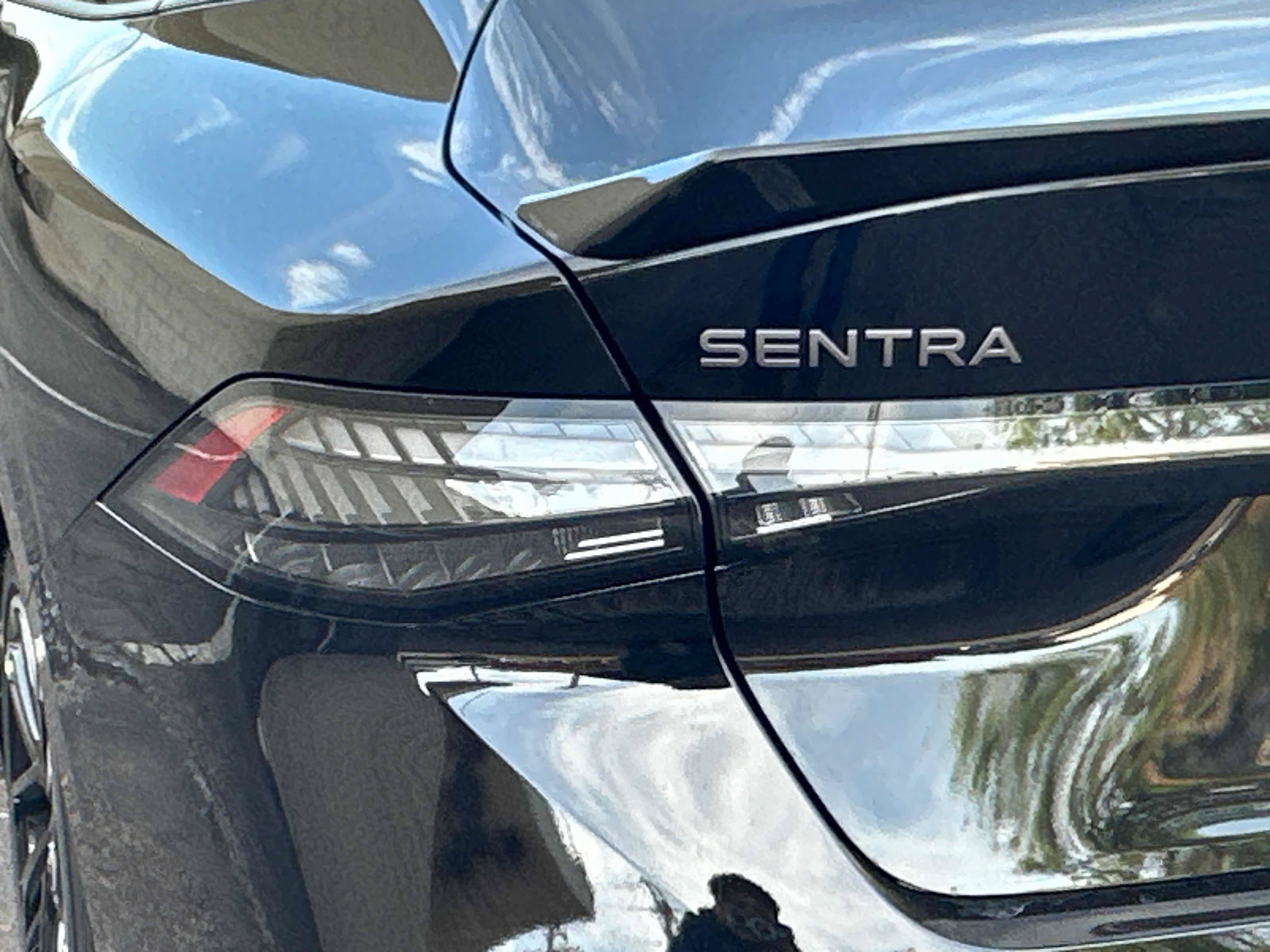 New 2026 Nissan Sentra SR w/ Floor Mat Package FWD image 13