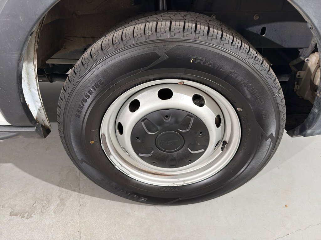 Used 2024 Ford Transit 250 148 Medium Roof w/ Load Area Protection Package image 13