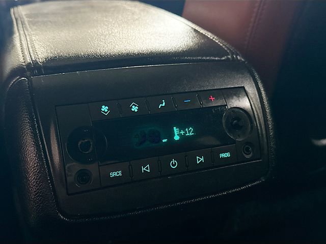 Used 2017 Chevrolet Traverse Premier image 27