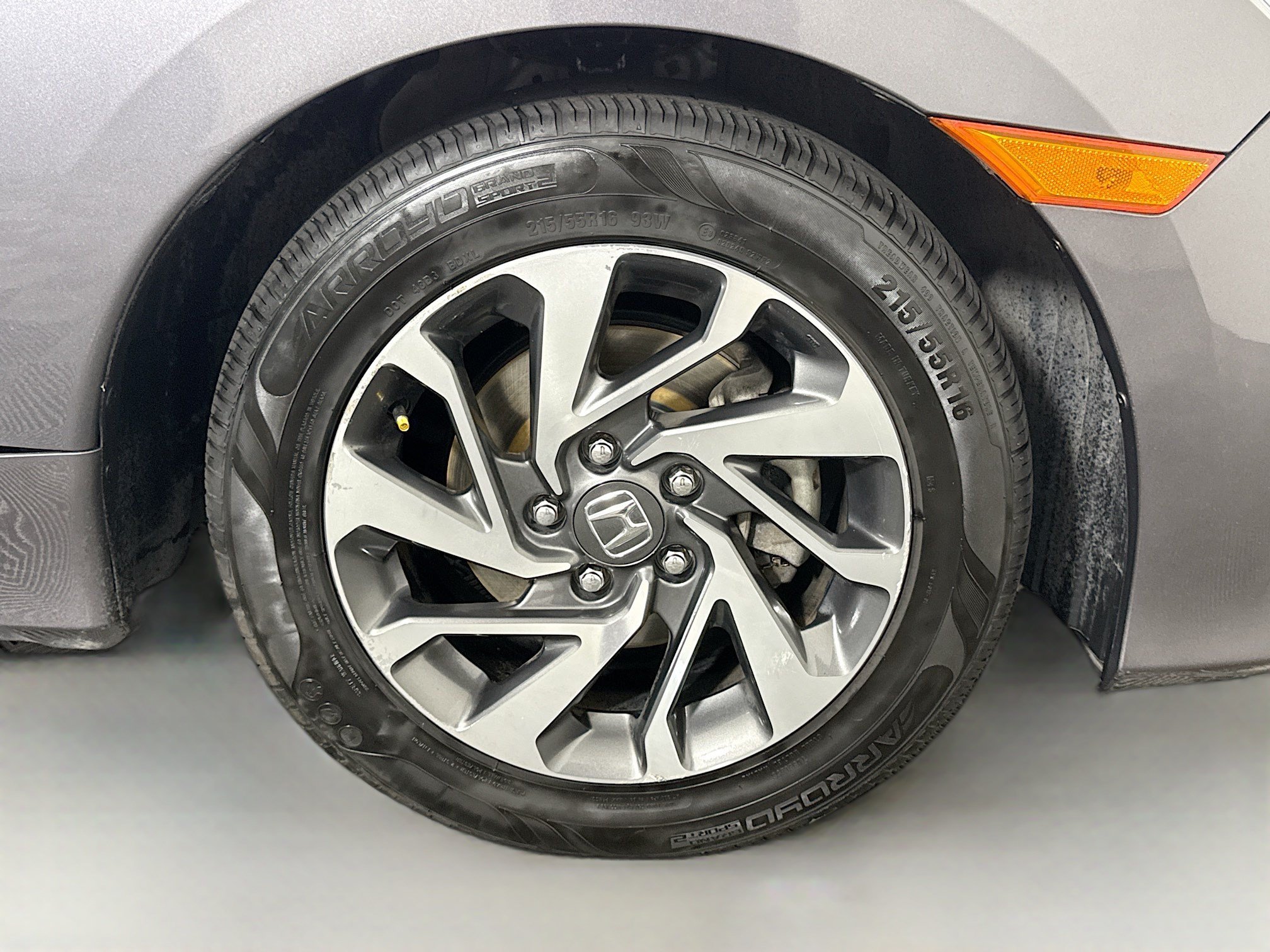 Used 2018 Honda Civic EX image 32