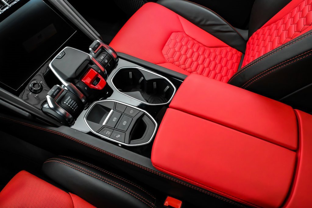 Used 2022 Lamborghini Urus image 22