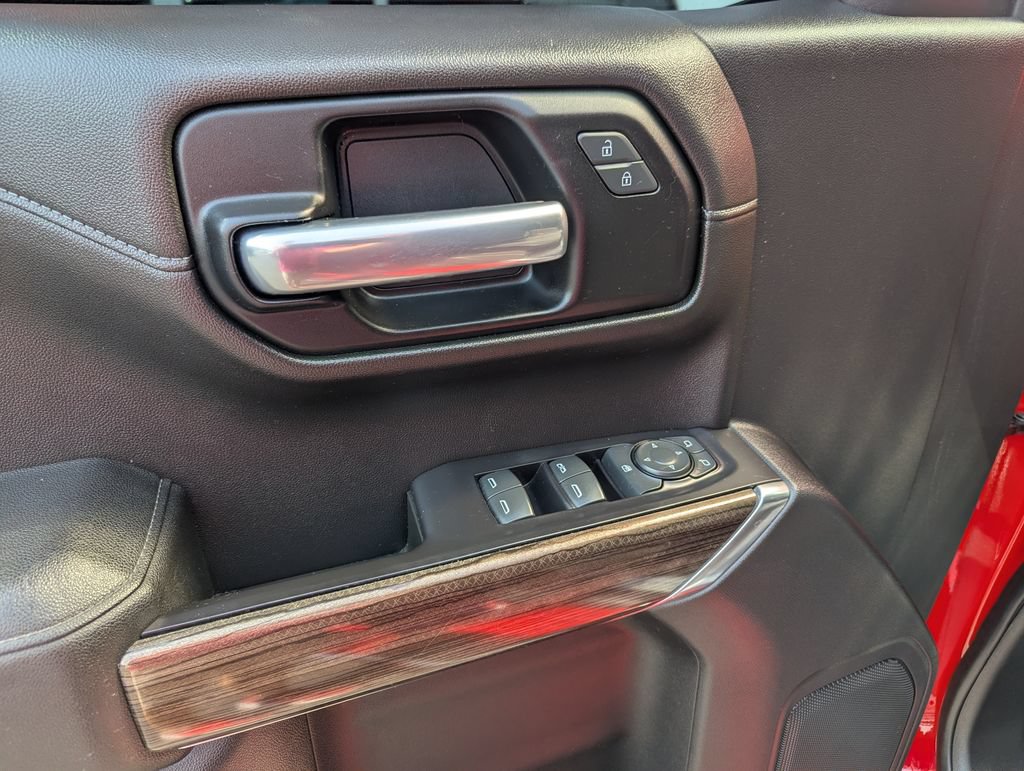 Used 2019 Chevrolet Silverado 1500 RST AWD/4WD image 10