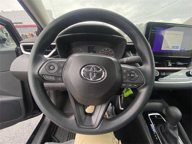 Used 2025 Toyota Corolla LE image 15