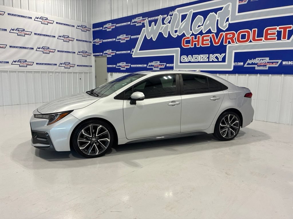 Used 2020 Toyota Corolla XSE FWD image 3