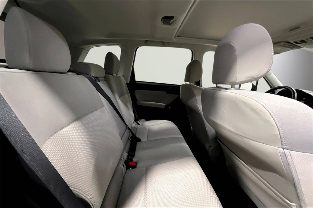 Used 2014 Subaru Forester 2.5i Premium w/ All-Weather Package image 24
