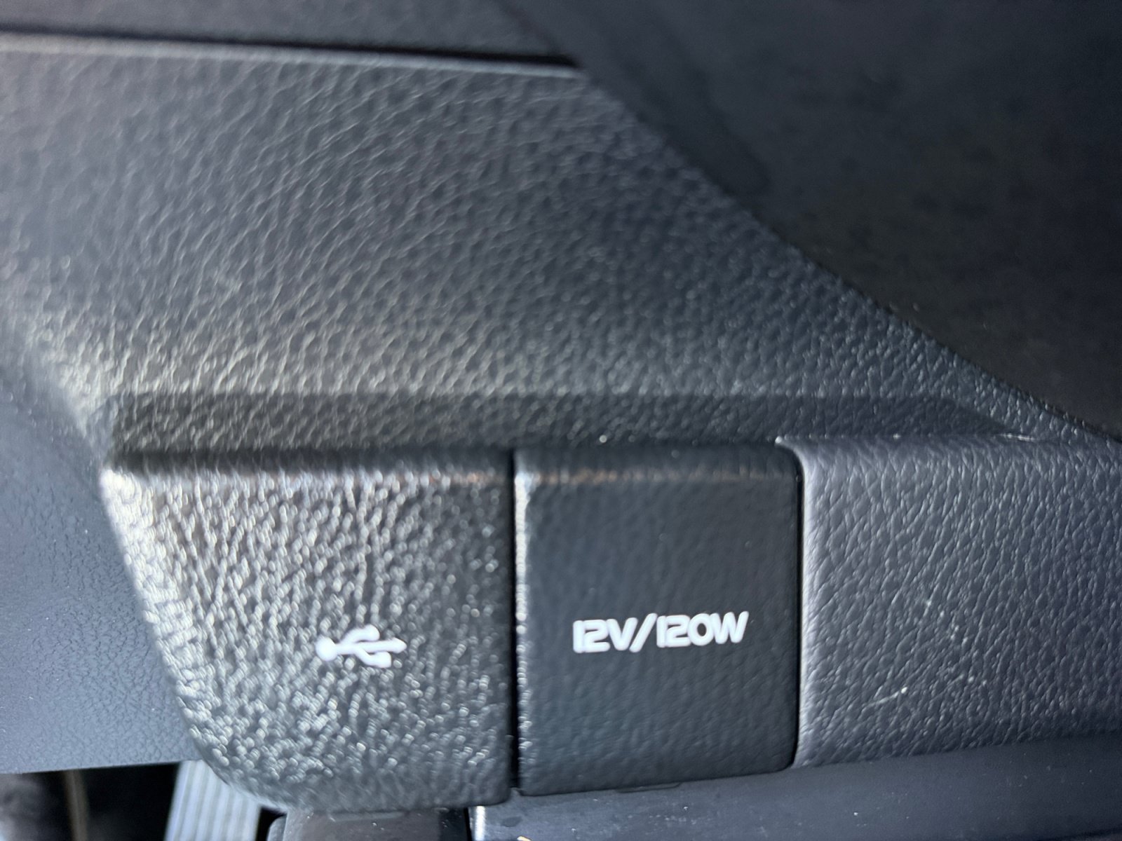 Used 2023 Toyota Camry SE FWD image 31