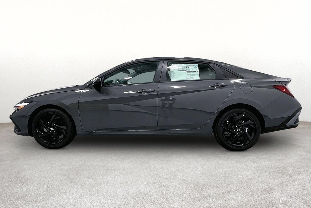 New 2026 Hyundai Elantra Sport FWD image 7