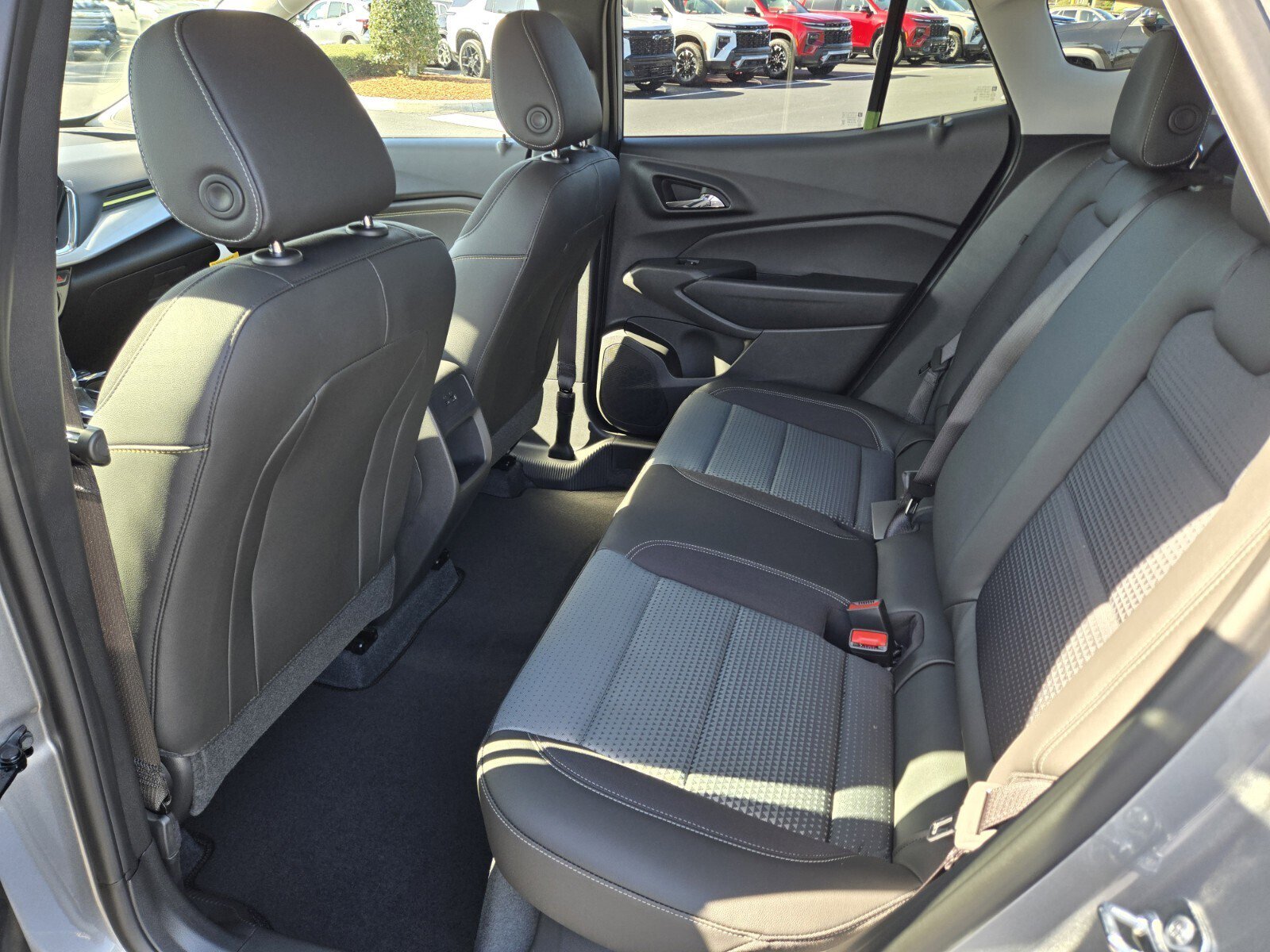 New 2026 Chevrolet Trax LT w/ Driver Confidence Package FWD image 6