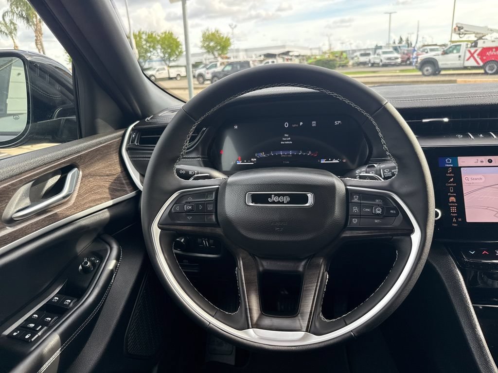 New 2026 Jeep Grand Cherokee Altitude AWD/4WD image 22