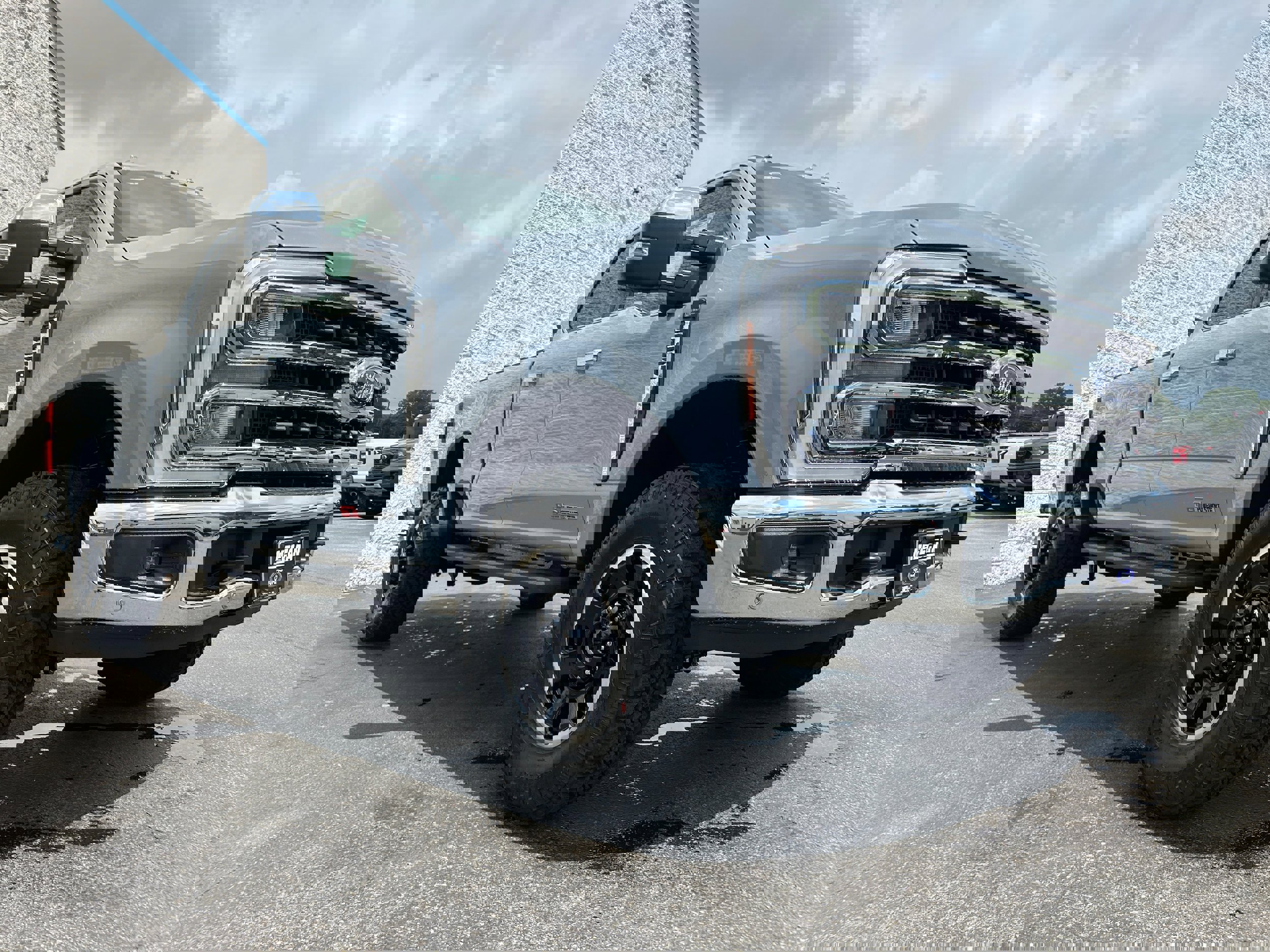 New 2025 Ford F250 King Ranch w/ Tremor Off-Road Package image 18