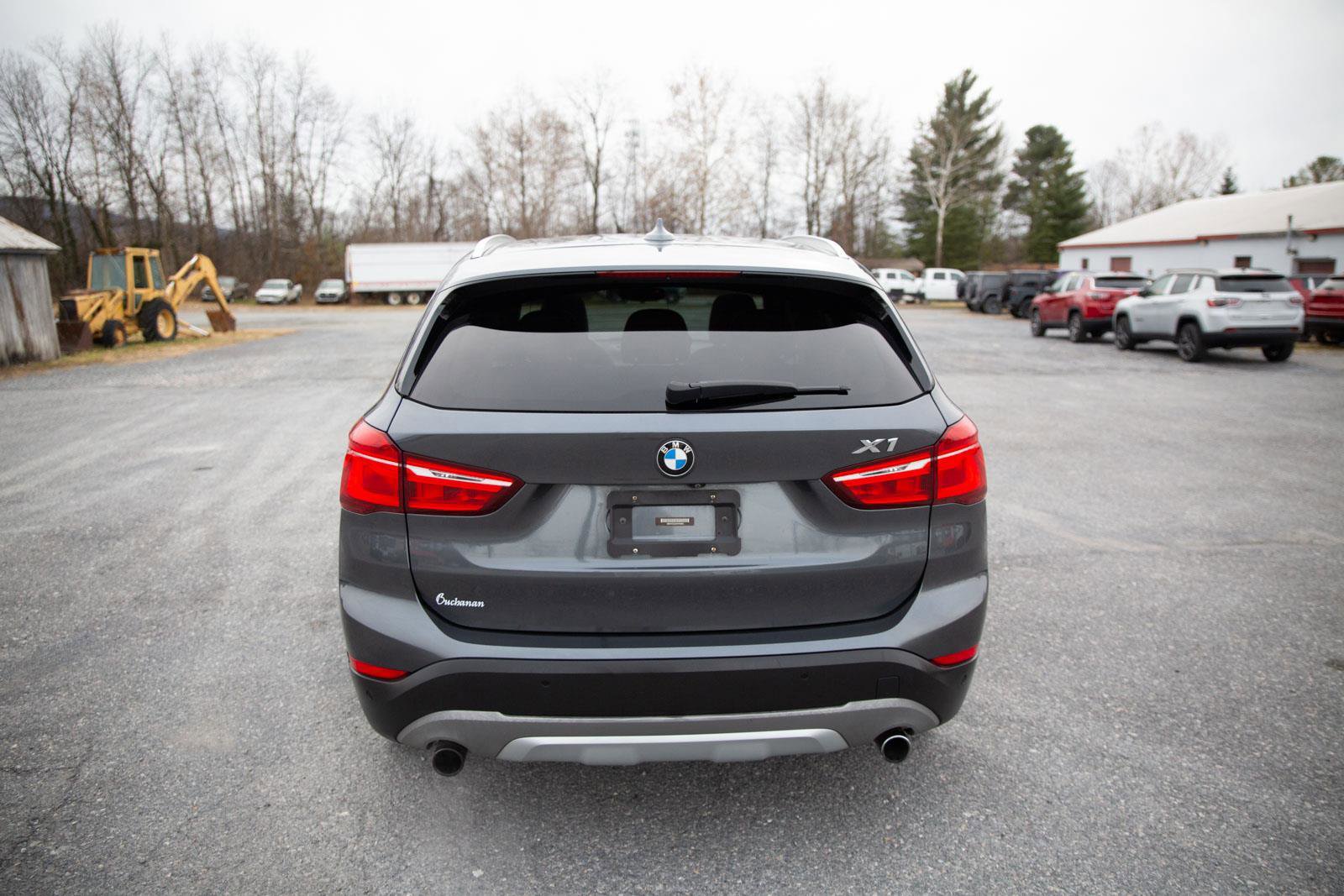 Used 2017 BMW X1 xDrive28i image 4