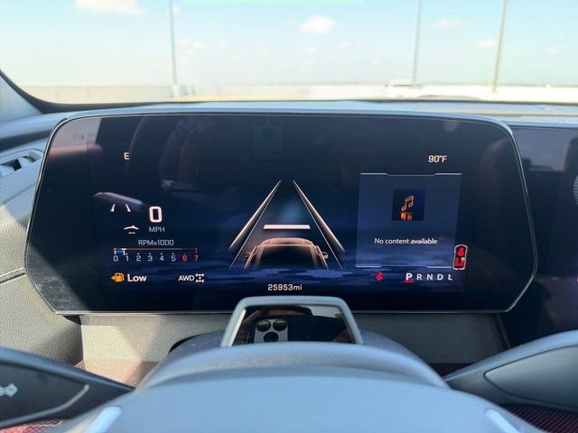 Used 2024 Chevrolet Traverse Z71 w/ Enhanced Driving Package AWD/4WD image 14