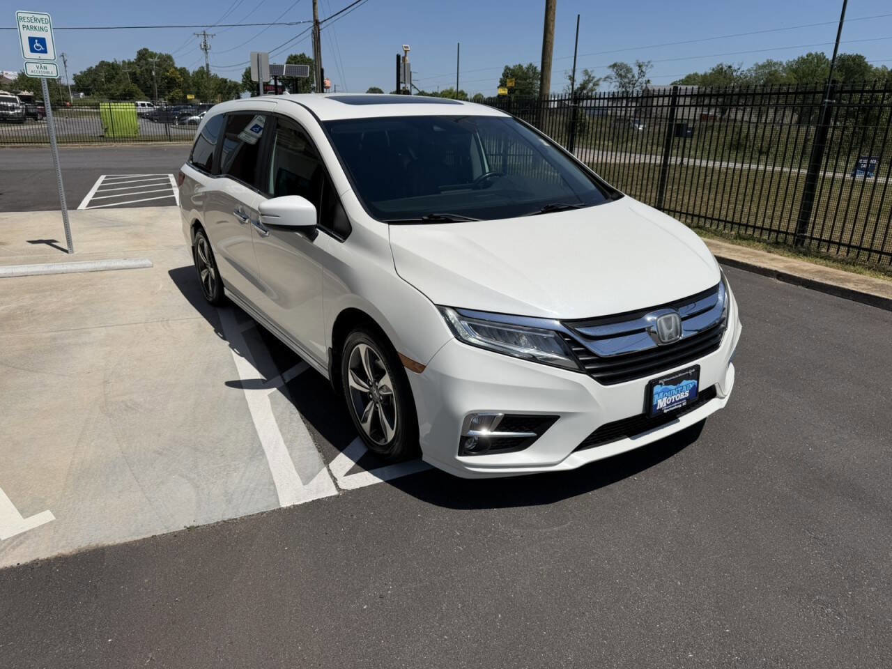 Used 2019 Honda Odyssey Touring image 8