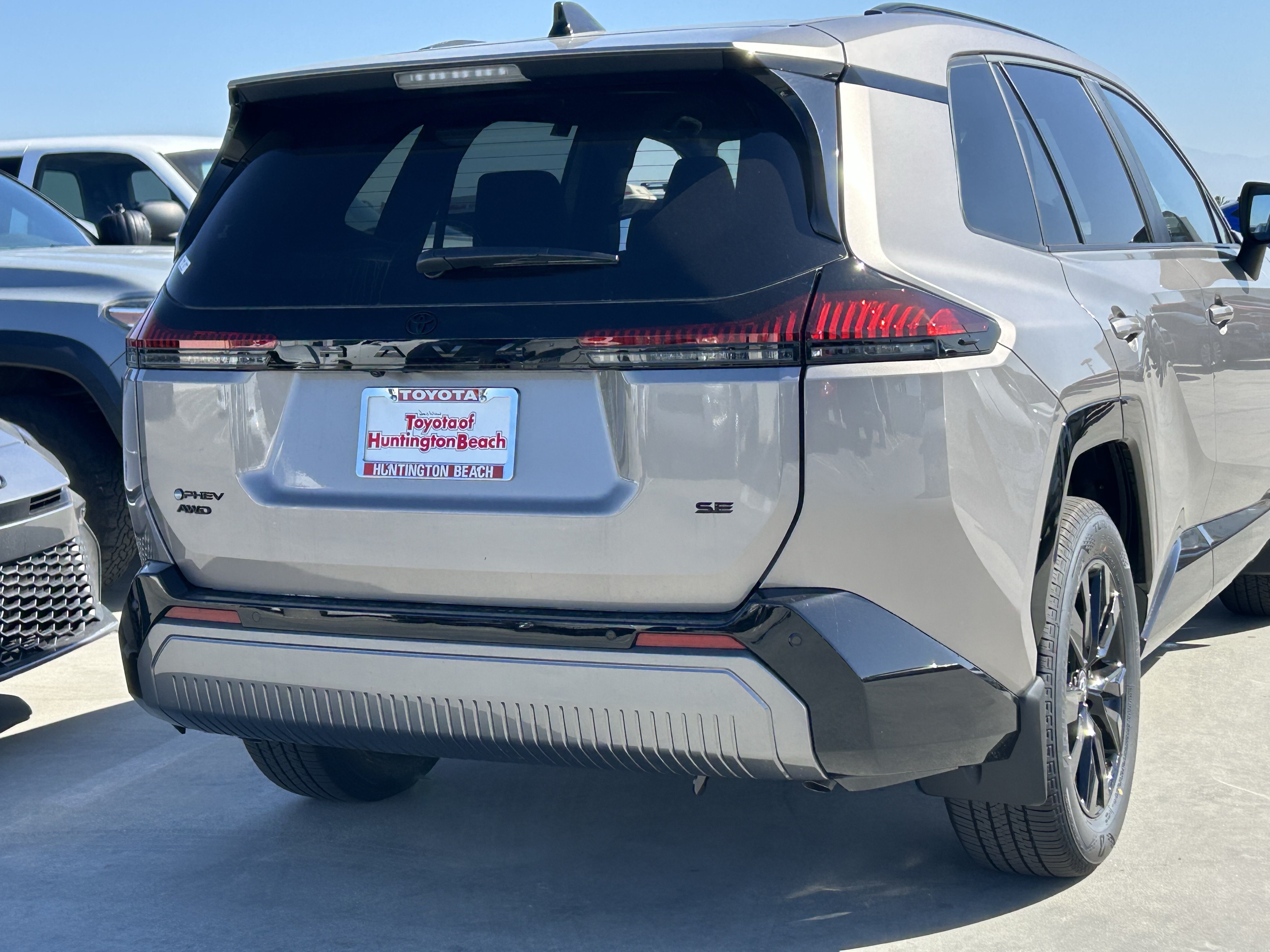 New 2026 Toyota RAV4 SE w/ Weather Package AWD/4WD image 4