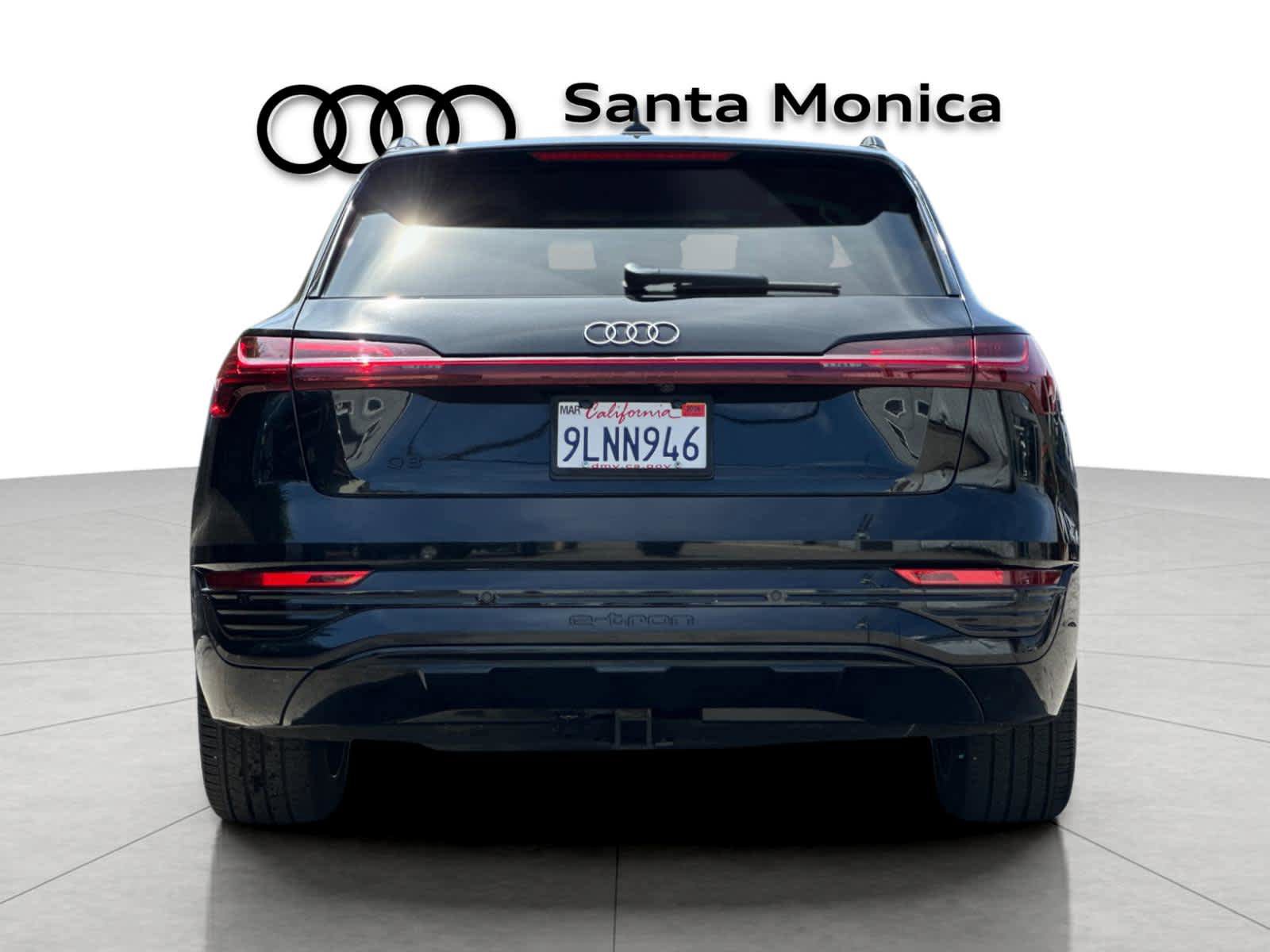 Used 2024 Audi Q8 e-tron Prestige w/ Prestige Package image 7
