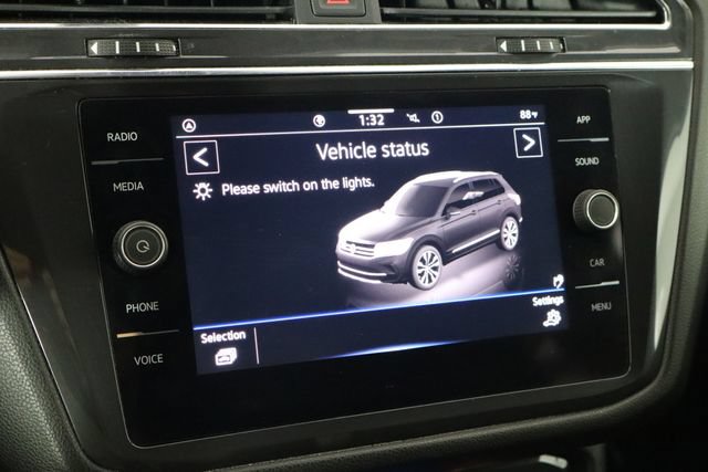 Used 2023 Volkswagen Tiguan SE FWD image 30