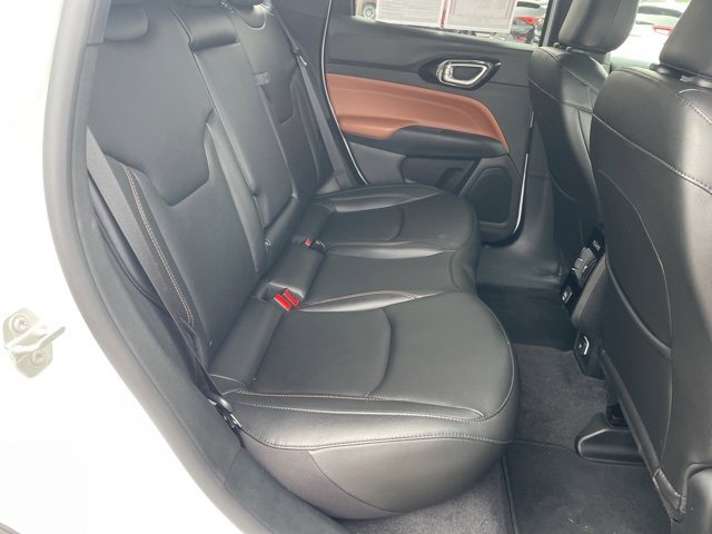 Used 2024 Jeep Compass Limited image 18