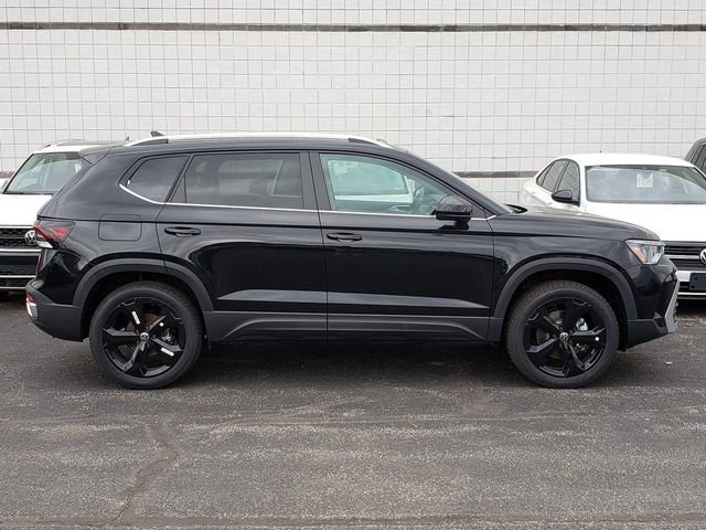New 2026 Volkswagen Taos SEL AWD/4WD image 2