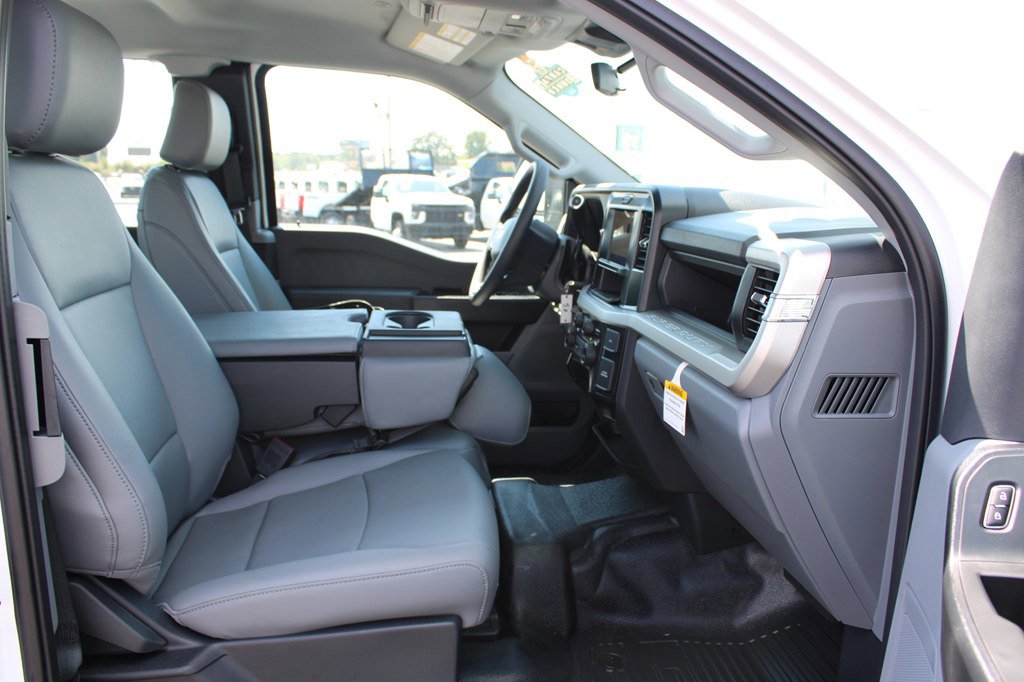 Used 2025 Ford F250 XLT image 15