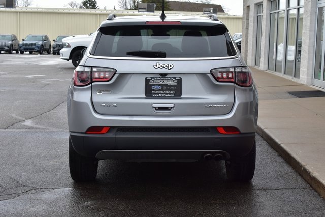 Used 2022 Jeep Compass Limited image 5