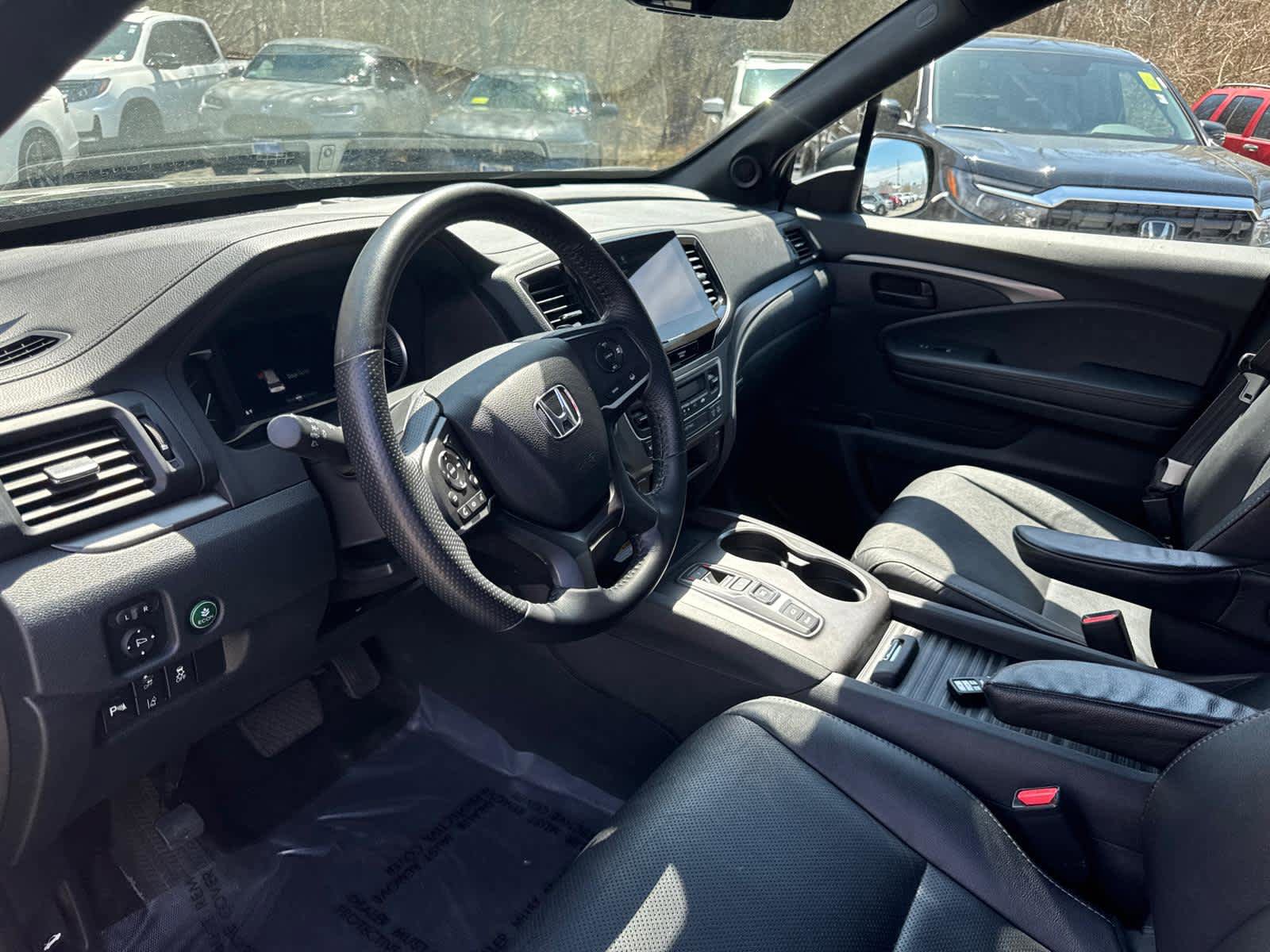 Used 2023 Honda Passport EX-L image 13