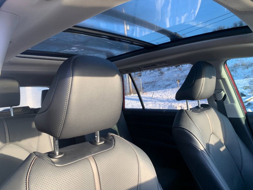 Used 2025 Toyota Grand Highlander AWD image 18